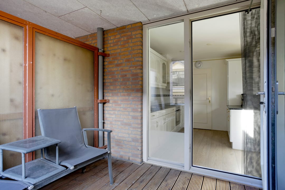 Photo 16 of Hofplein 18