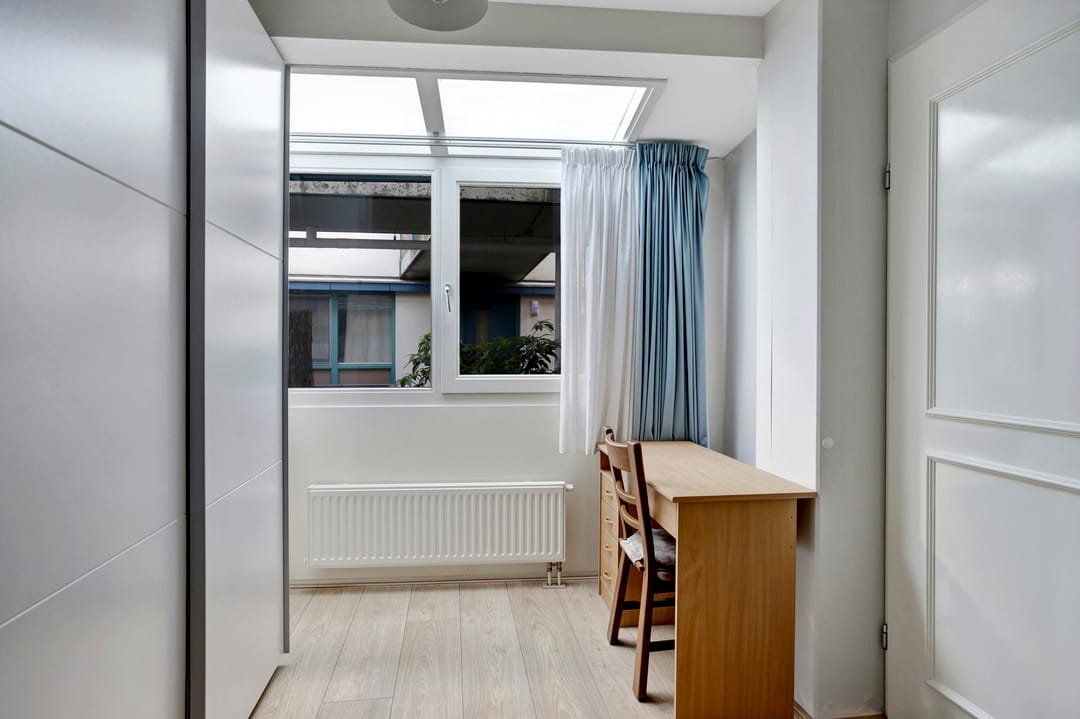 Photo 32 of Hofplein 18