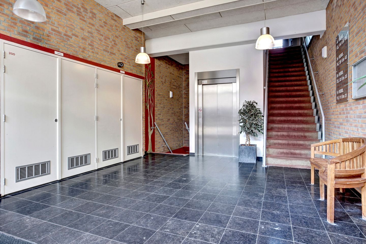 Photo 34 of Hofplein 18