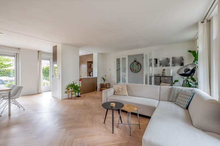 Foto 2 van J. Reyneke van Stuwestraat 13