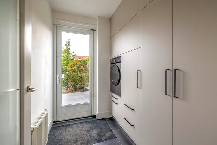 Foto 16 van J. Reyneke van Stuwestraat 13