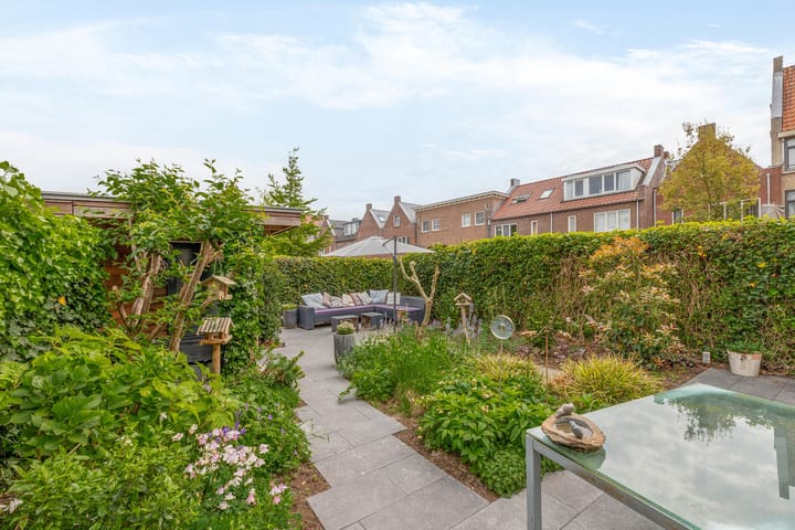 Foto 18 van J. Reyneke van Stuwestraat 13