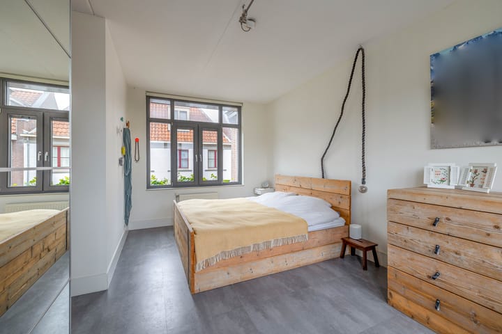 Foto 23 van J. Reyneke van Stuwestraat 13