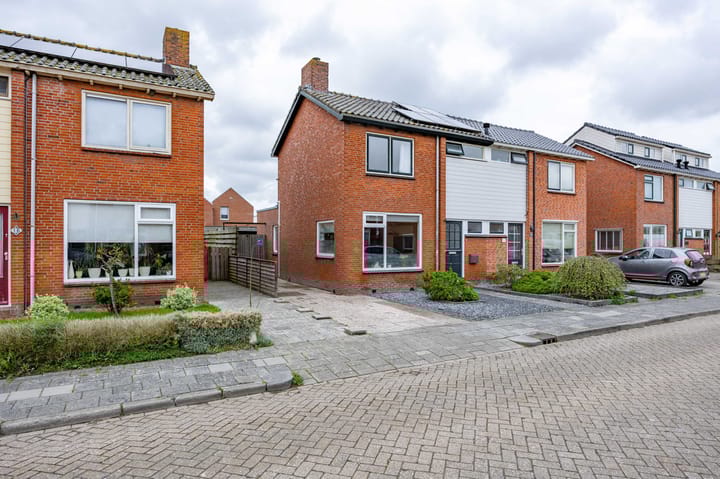 Foto 1 van Trompstraat 18