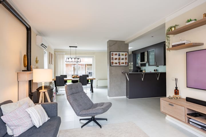 Foto 10 van Trompstraat 18