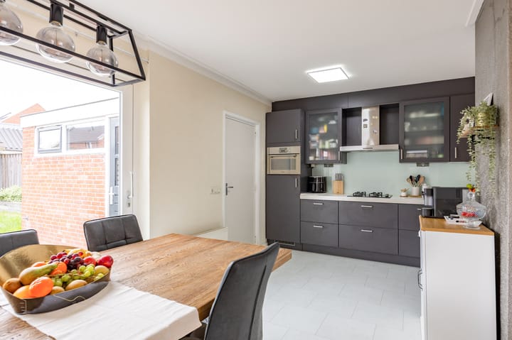 Foto 13 van Trompstraat 18