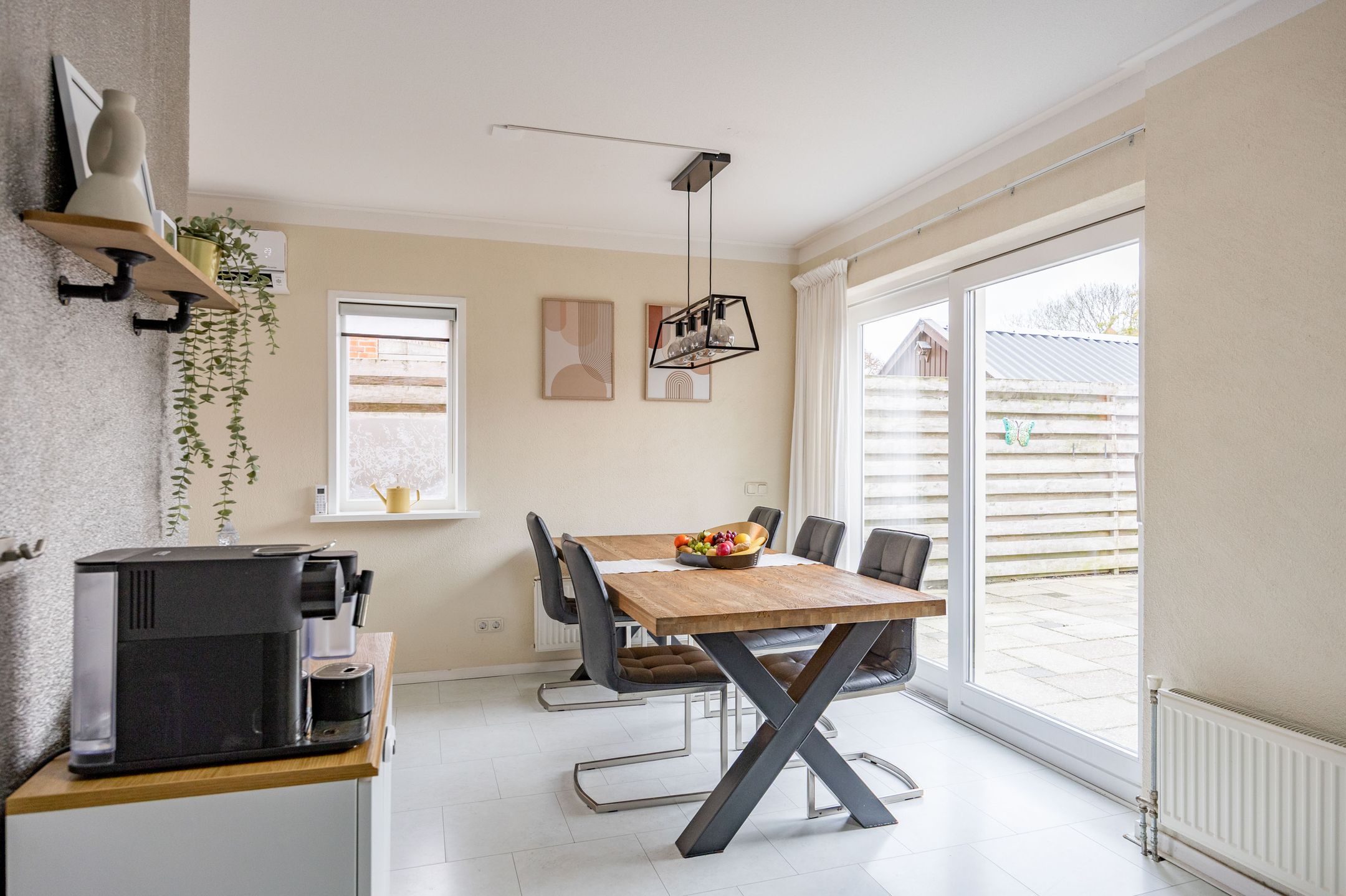 Photo 15 of Trompstraat 18