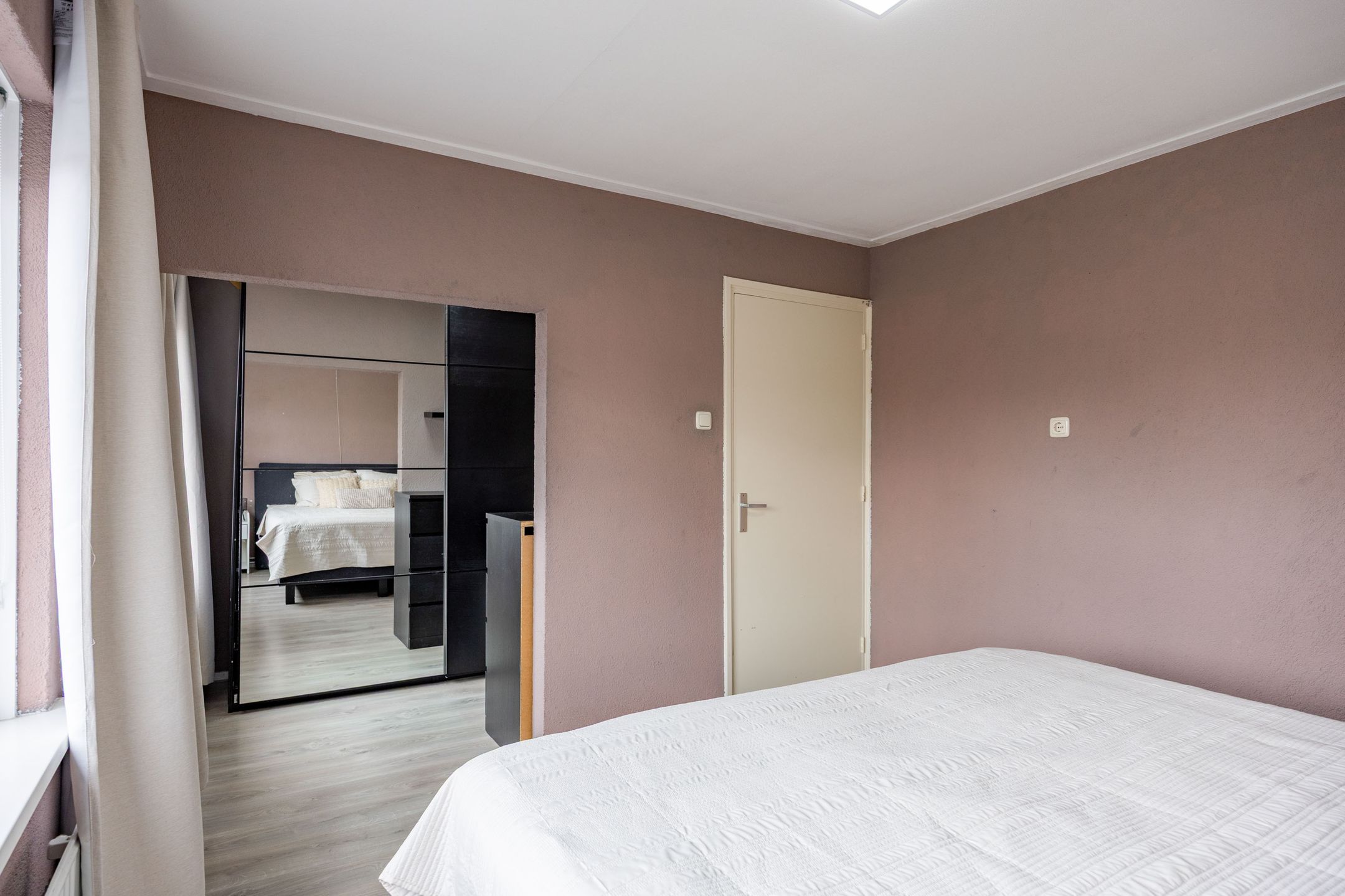 Photo 21 of Trompstraat 18