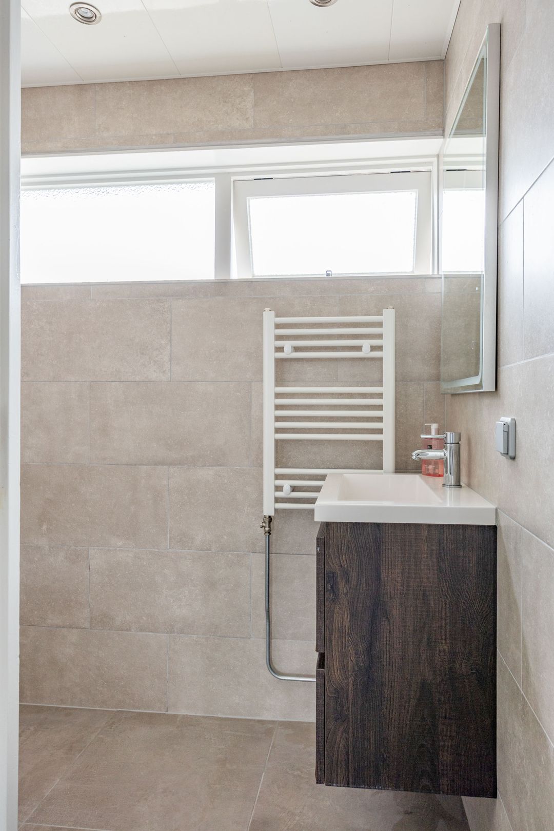 Photo 26 of Trompstraat 18