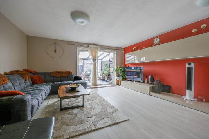 Photo 3 of Max Ernststraat 43