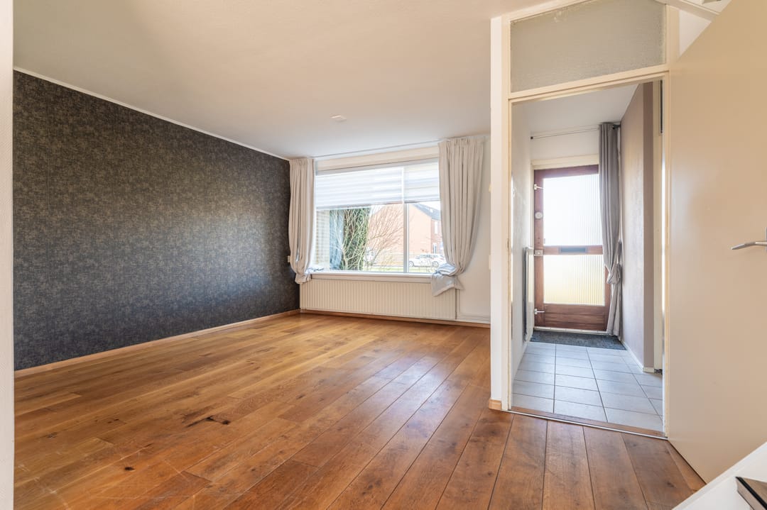 Foto 2 van Uranus 42