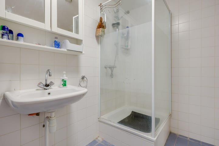 Photo 20 of Max Ernststraat 43