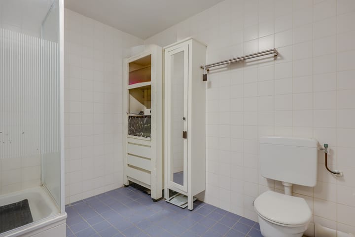 Photo 21 of Max Ernststraat 43