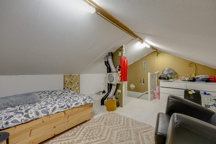 Photo 25 of Max Ernststraat 43