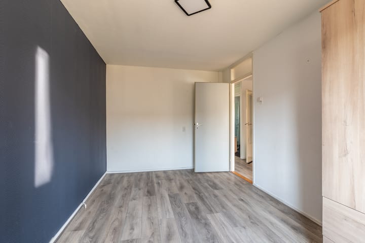 Foto 15 van Uranus 42