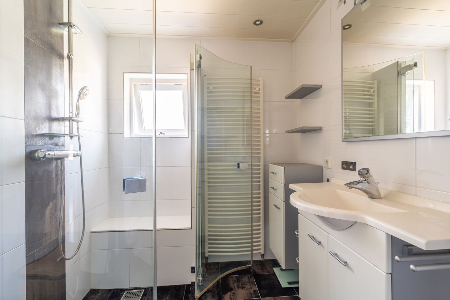 Foto 19 van Uranus 42