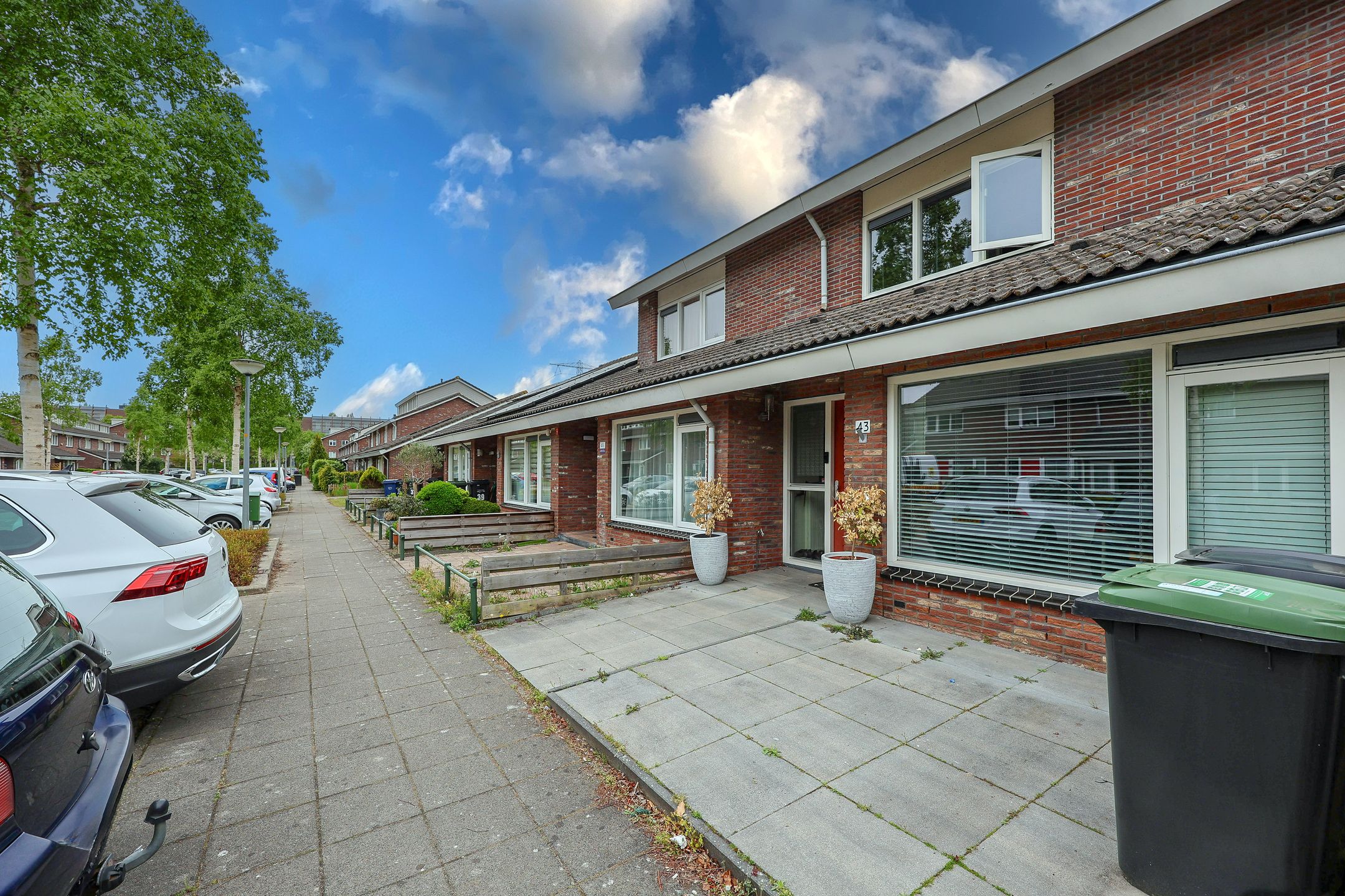 Foto 33 van Max Ernststraat 43