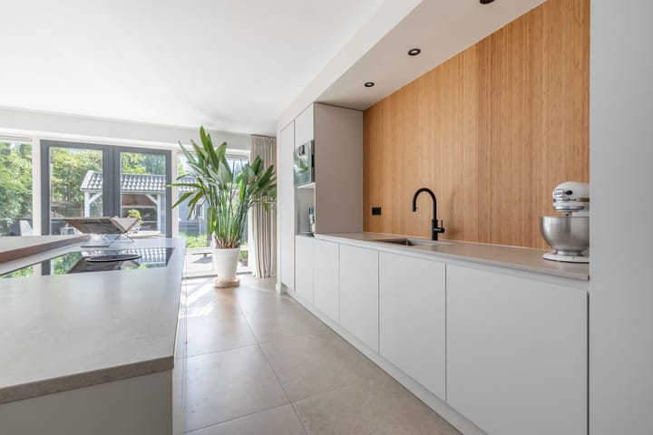 Foto 12 van Willem Barentszweg 206