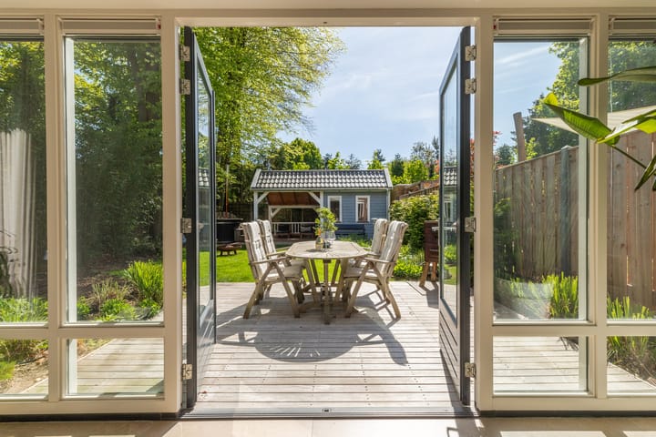 Foto 17 van Willem Barentszweg 206