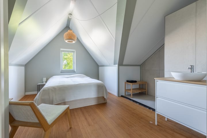 Foto 33 van Willem Barentszweg 206