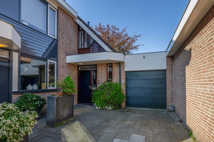 Photo 9 of Steekmast 12