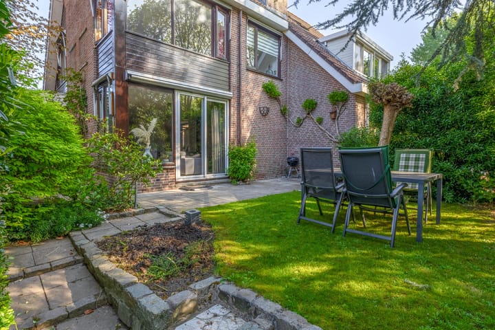 Photo 46 of Steekmast 12