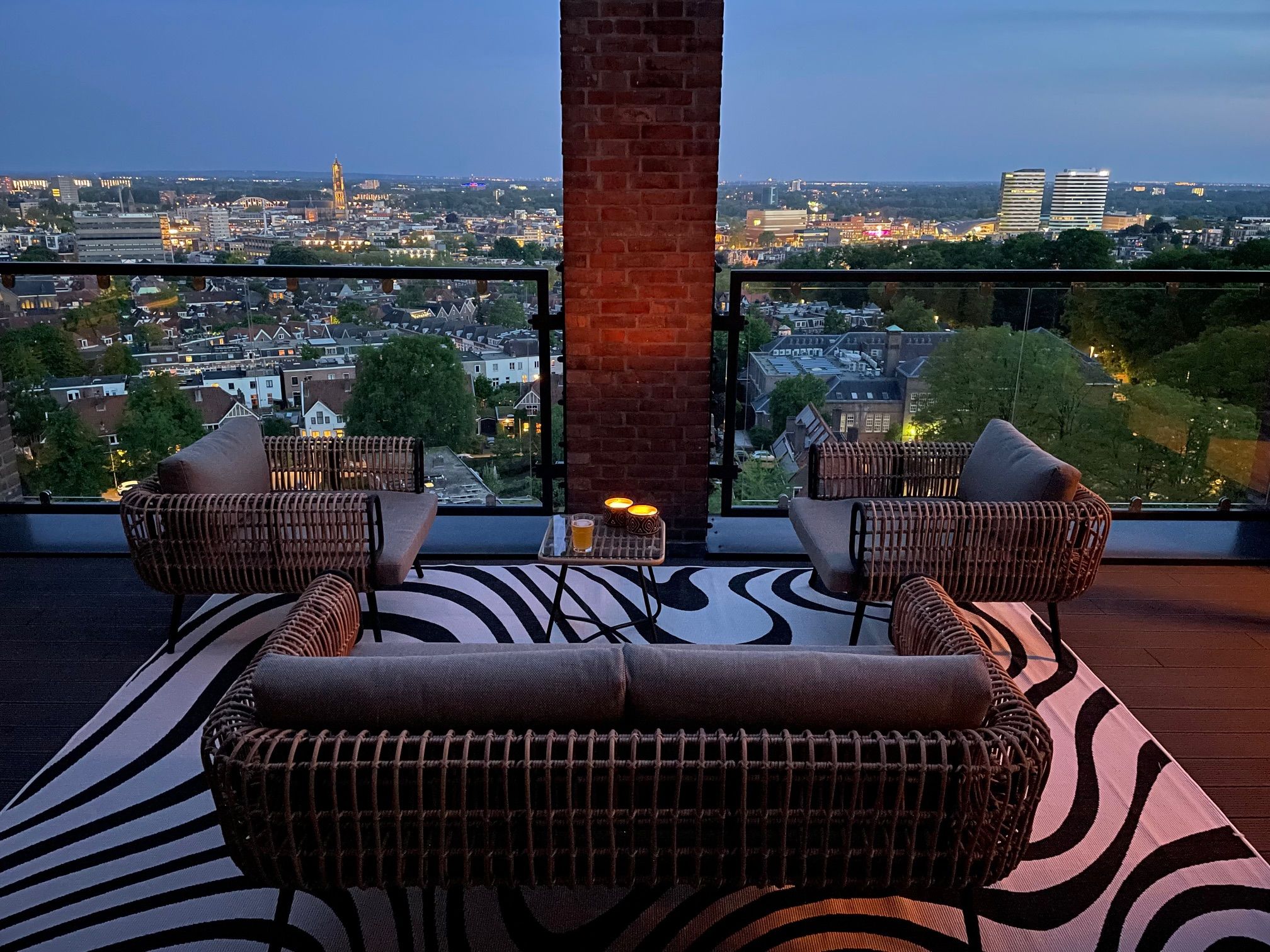 Foto 9 van Lovinklaan 1-21