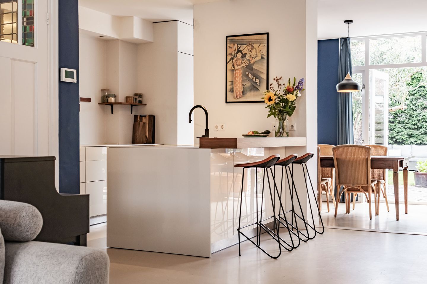 Photo 10 of Marnixstraat 39