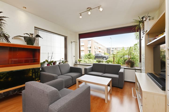 Foto 11 van Raadhuislaan 32