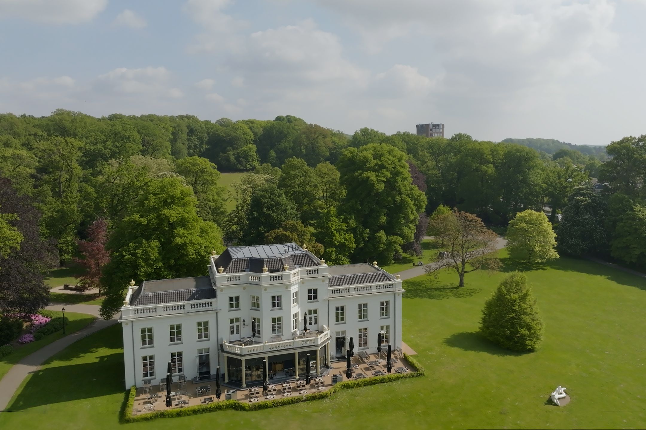 Foto 48 van Lovinklaan 1-21