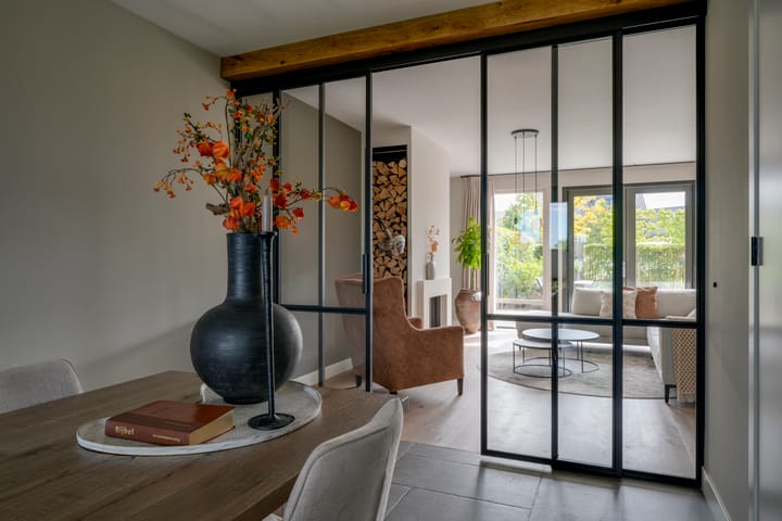 Foto 2 van Zwarte Roodstaart 16