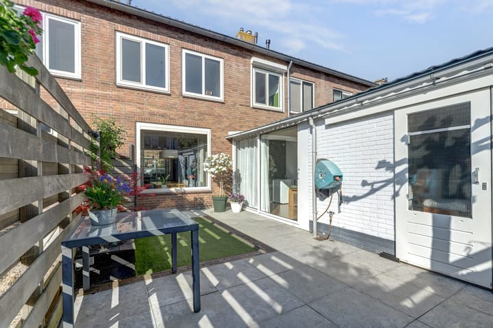 Foto 2 van Maarten Harpertsz.Trompstraat 7