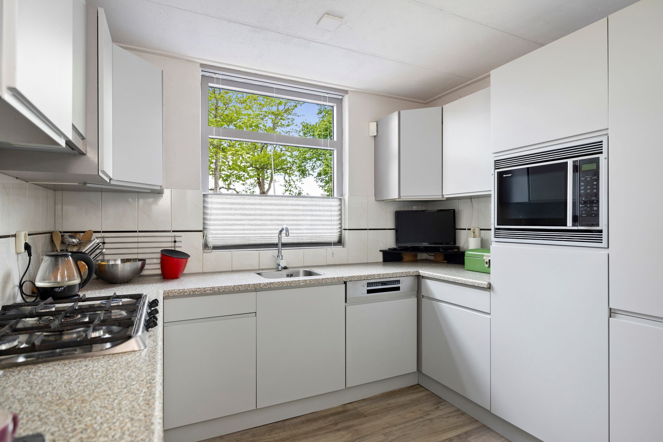 Photo 9 of Bloemstraat 40