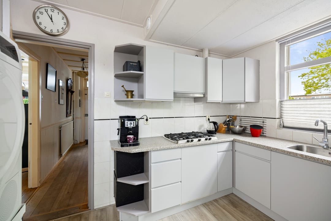 Photo 11 of Bloemstraat 40