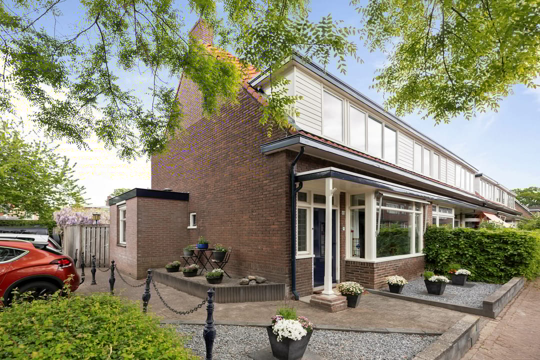 Photo 23 of Bloemstraat 40