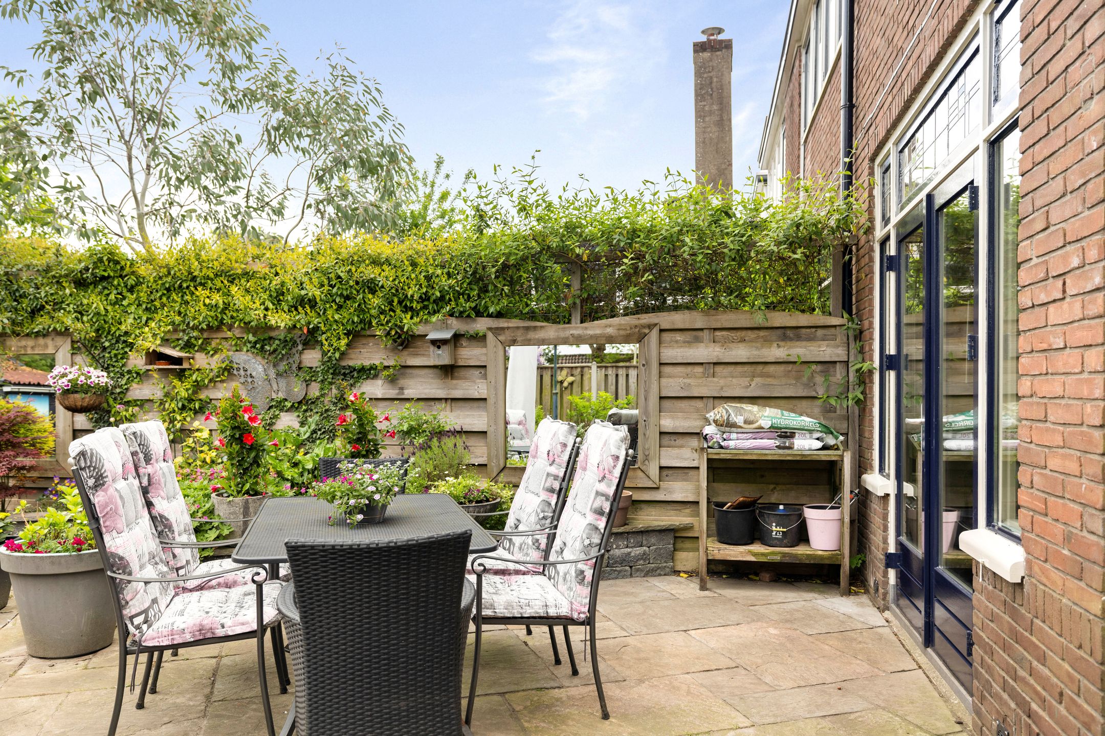 Photo 30 of Bloemstraat 40