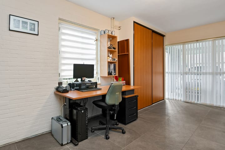 Foto 13 van Ostaderstraat 10