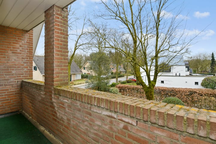 Foto 18 van Ostaderstraat 10