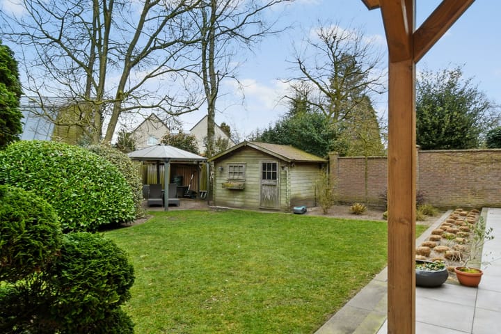 Foto 30 van Ostaderstraat 10