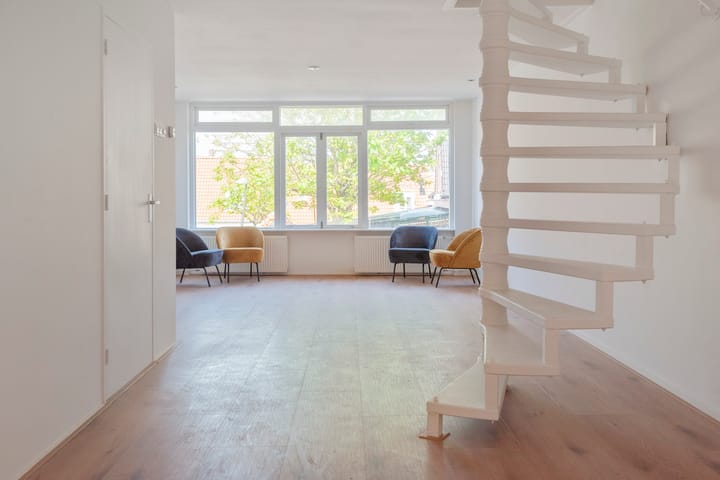 Photo 2 of Kosterstraat 2