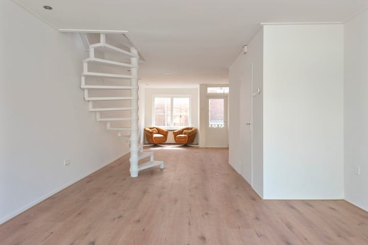 Photo 3 of Kosterstraat 2