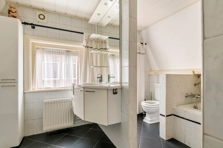 Foto 29 van Grotestraat 12