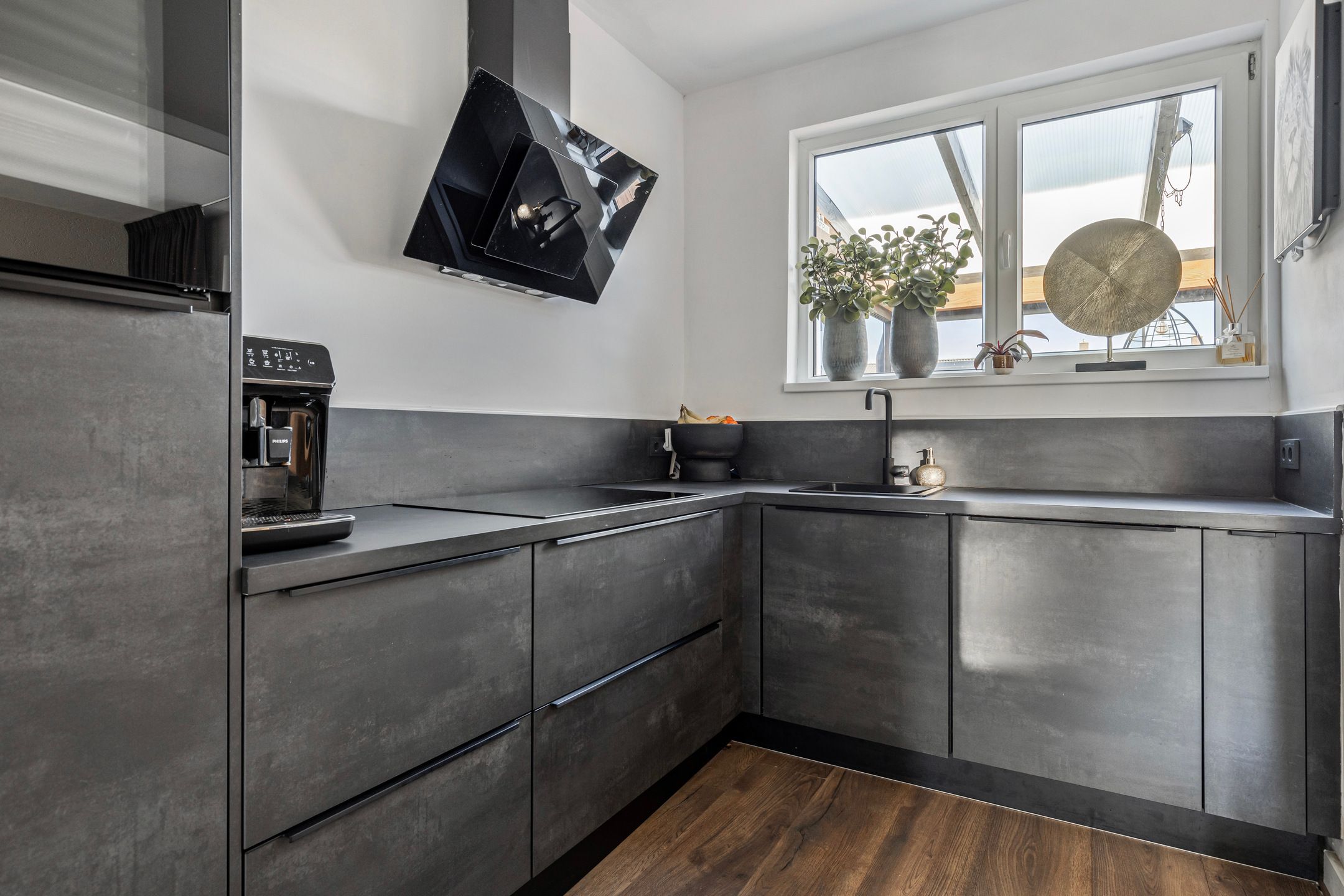 Foto 12 van Burgemeester Venemastraat 25