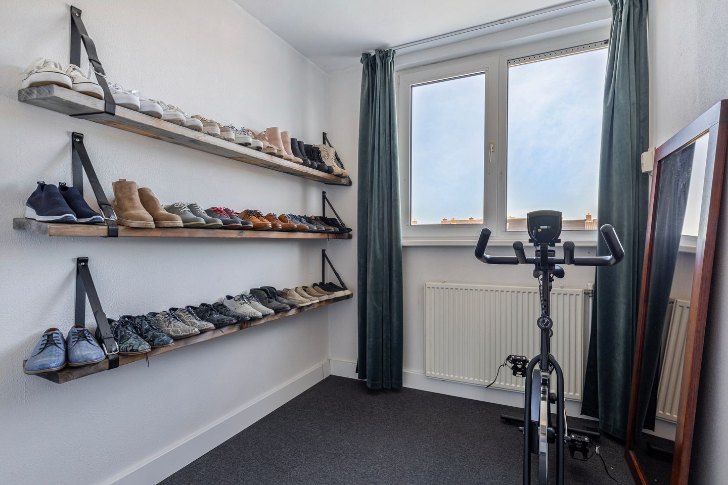 Foto 20 van Burgemeester Venemastraat 25