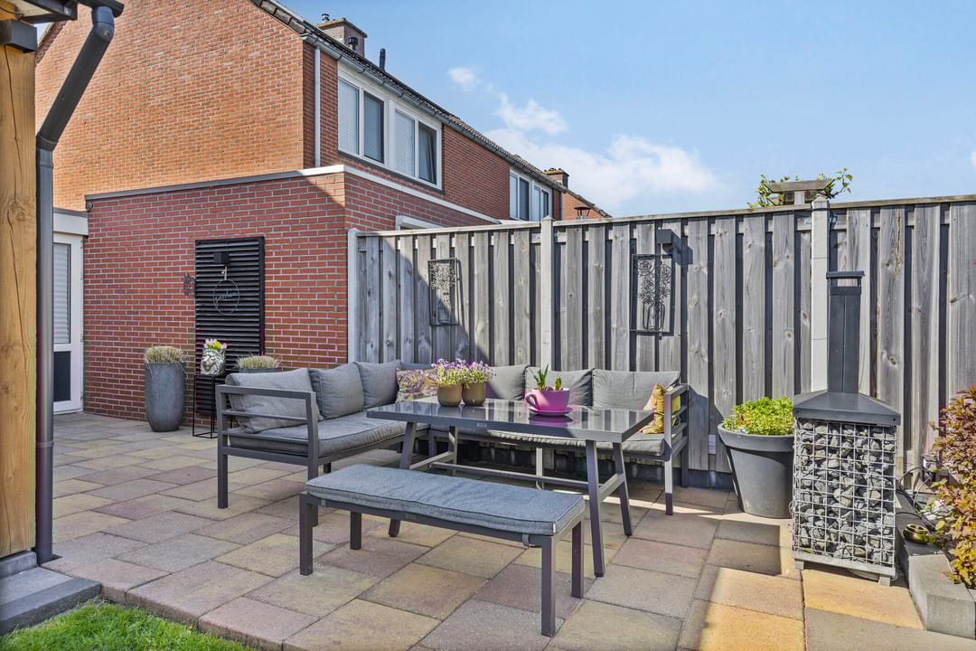 Foto 23 van Burgemeester Venemastraat 25