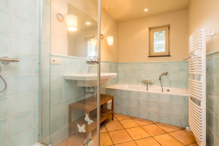 Foto 14 van Dorpsstraat 8-A