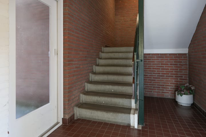 Foto 7 van Schandelerboord 13-E