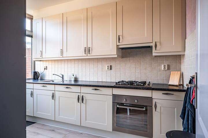 Photo 11 of Henri Dunantstraat 14