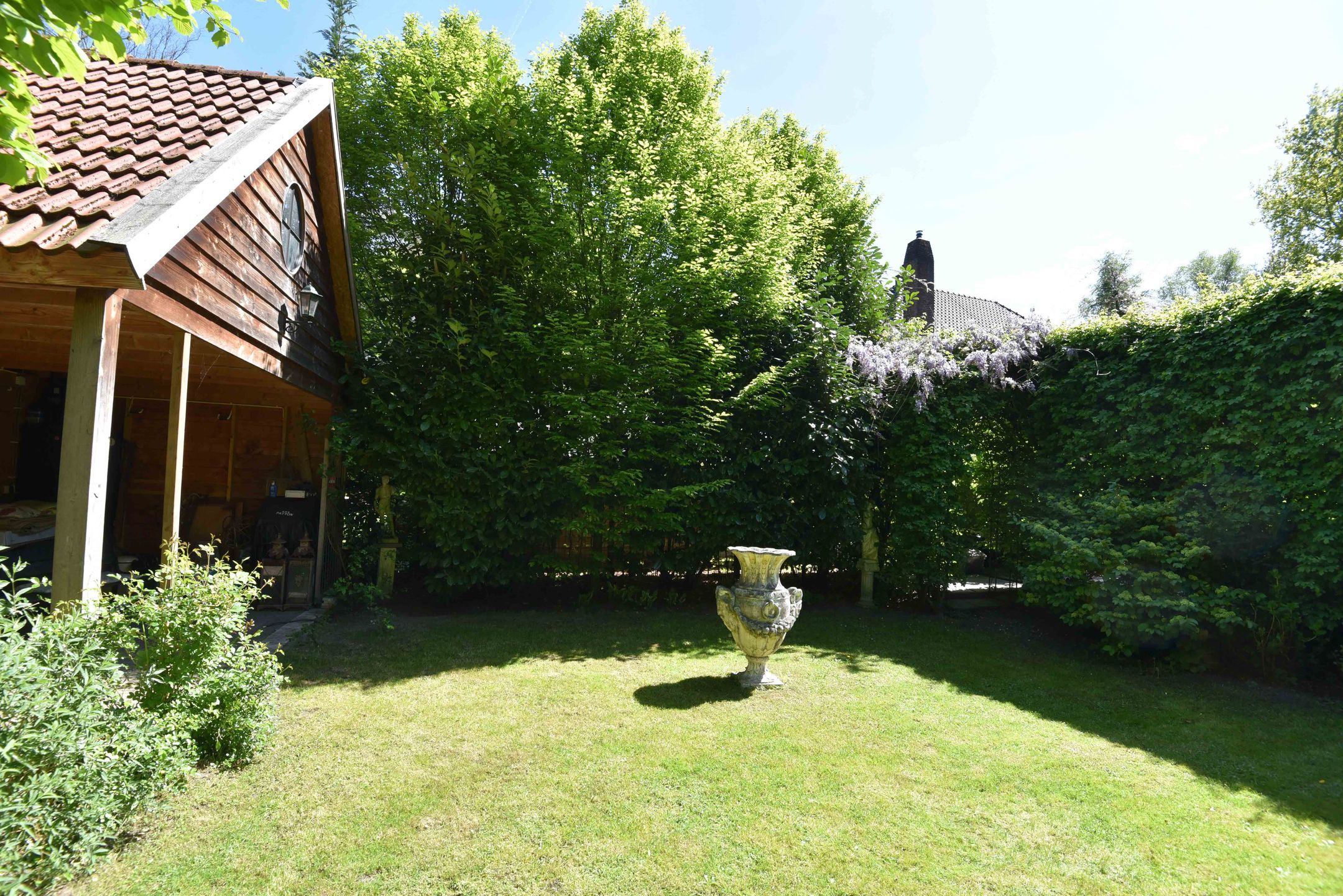 Foto 12 van Lohuizerweg 2