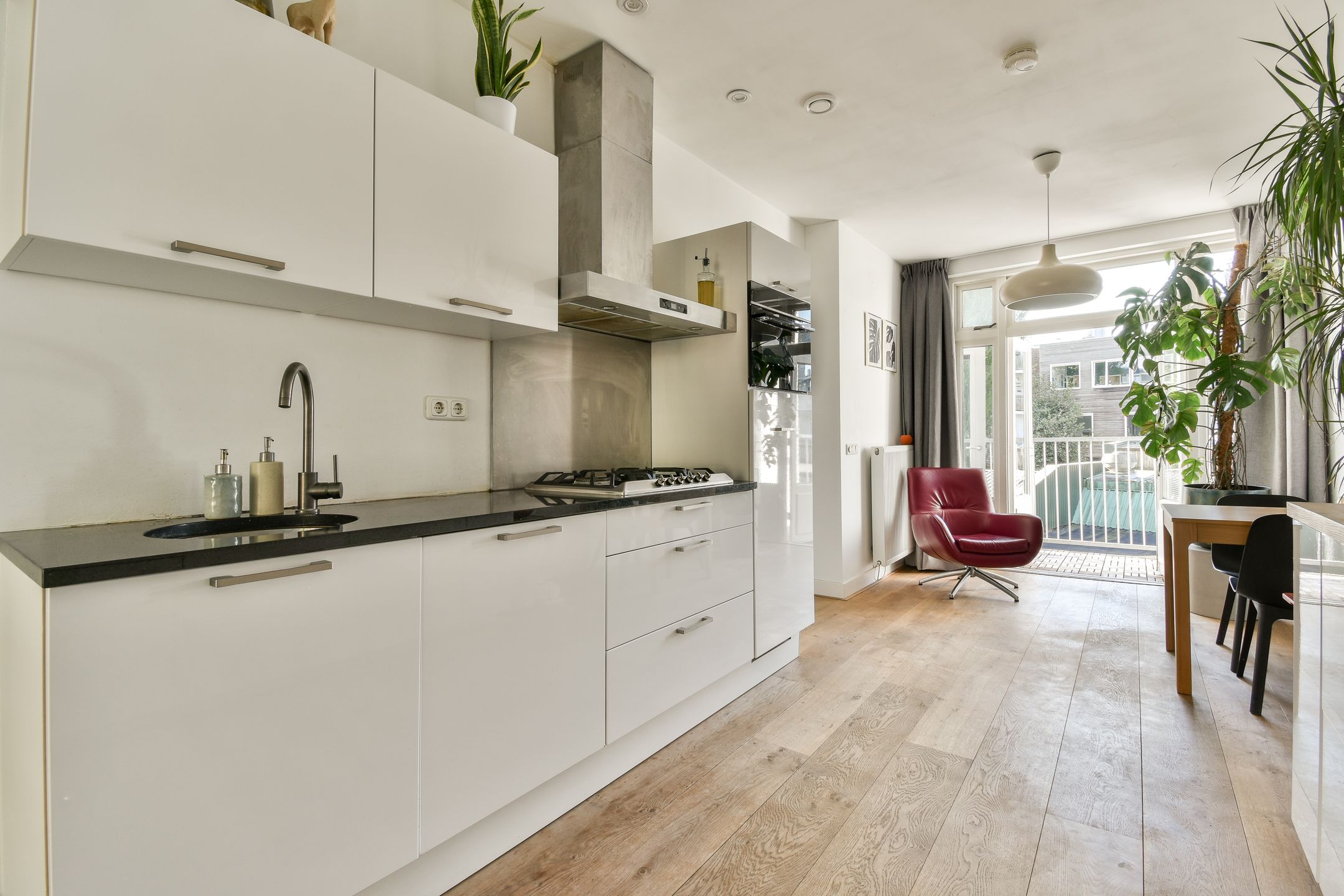 Foto 9 van Cornelis Trooststraat 22-2